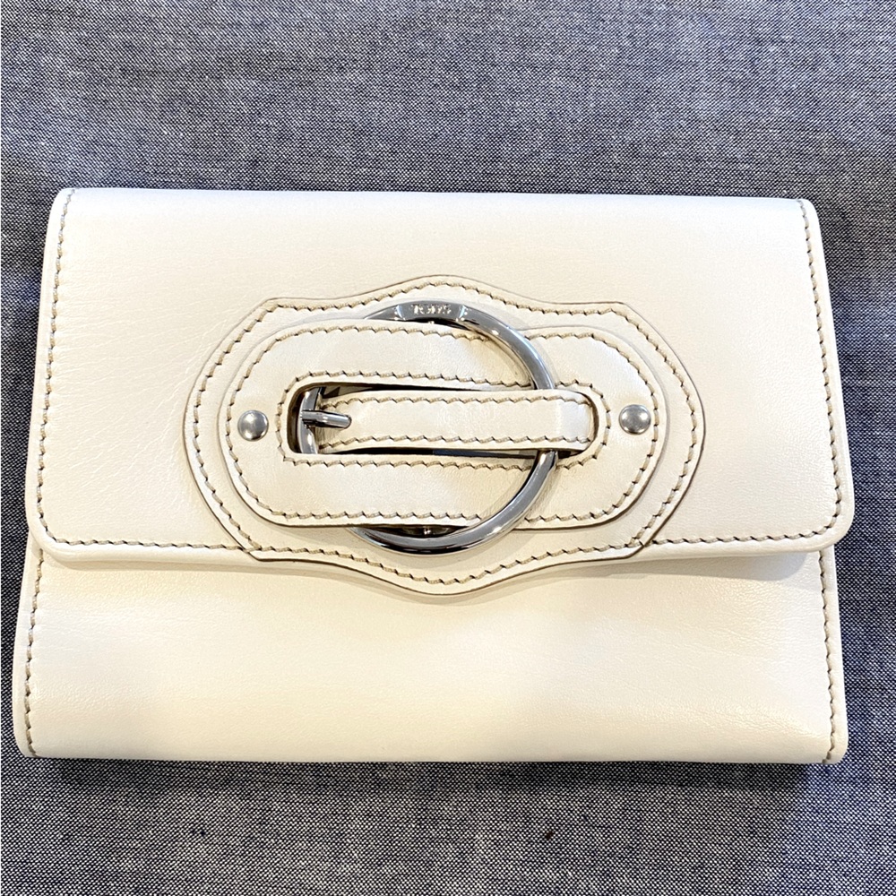 TODS brand new leather wallet